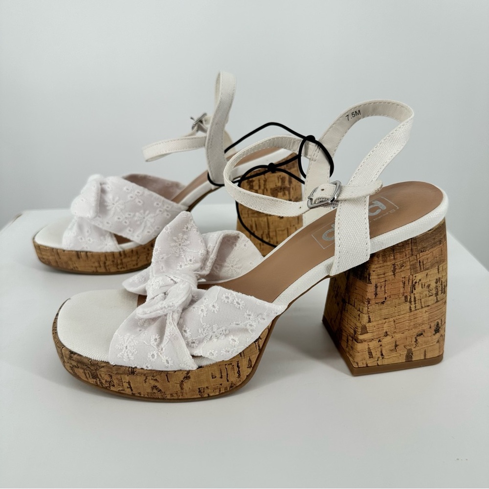 Pop Womens Giving Heeled Sandals White Eyelet size 7.5 Platform Ankle Strap - Picture 5 of 9